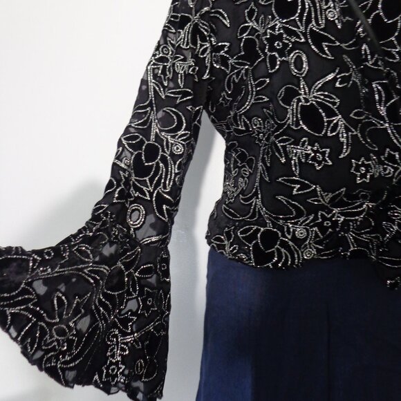 Dressbarn Women's Silk Blingy Shirt Black,‎ Silver, Lace and  Velvet Top Size L - Picture 3 of 8